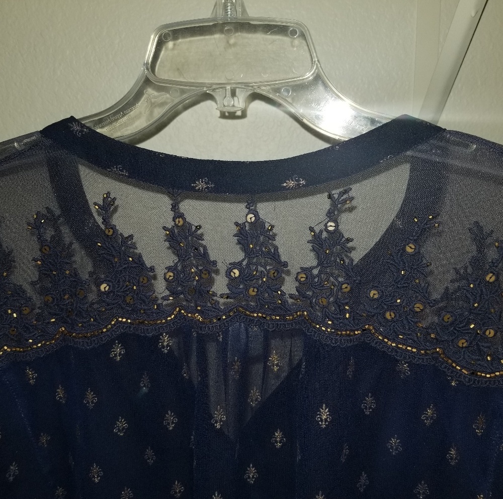 Blouse - Picture 4 of 5
